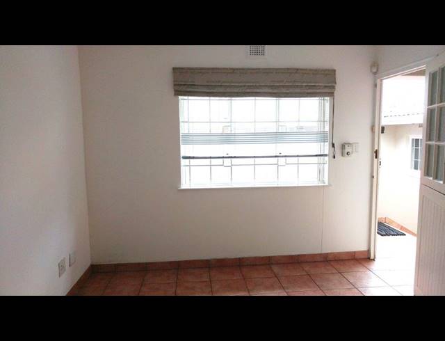 BEDROOM APARTMENT RENTED IN UMHLANGA CENTRAL